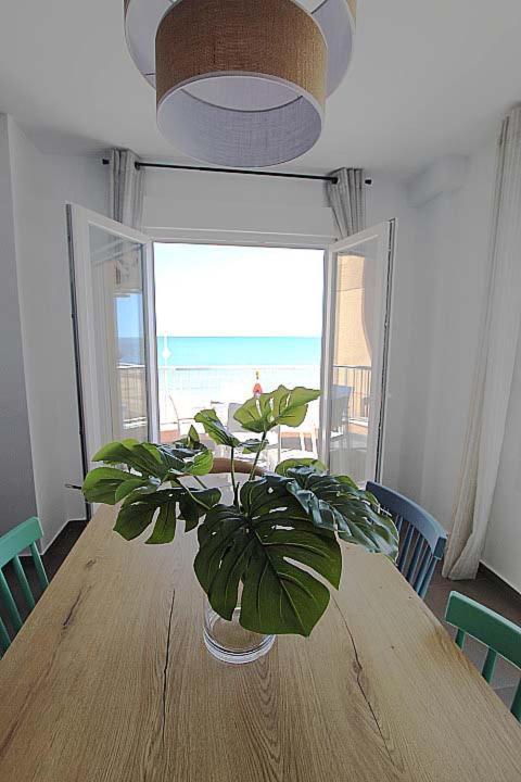 Apartamento Primera Linea Playa Centro De Guardamar Apartment Гуардамар дел Сегура Екстериор снимка